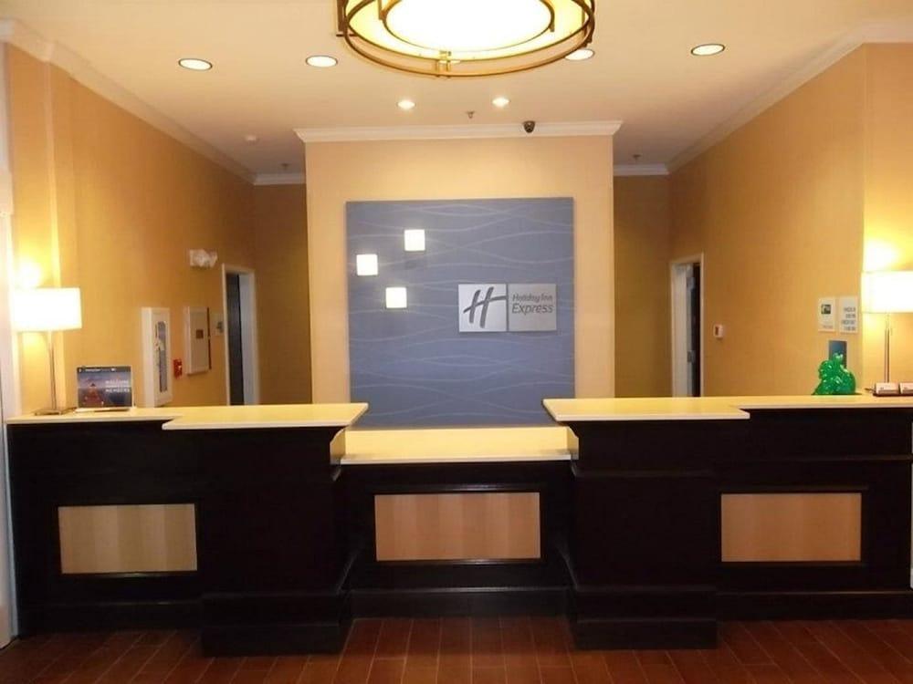 Holiday Inn Express & Suites - Smithfield/Selma By Ihg Eksteriør bilde