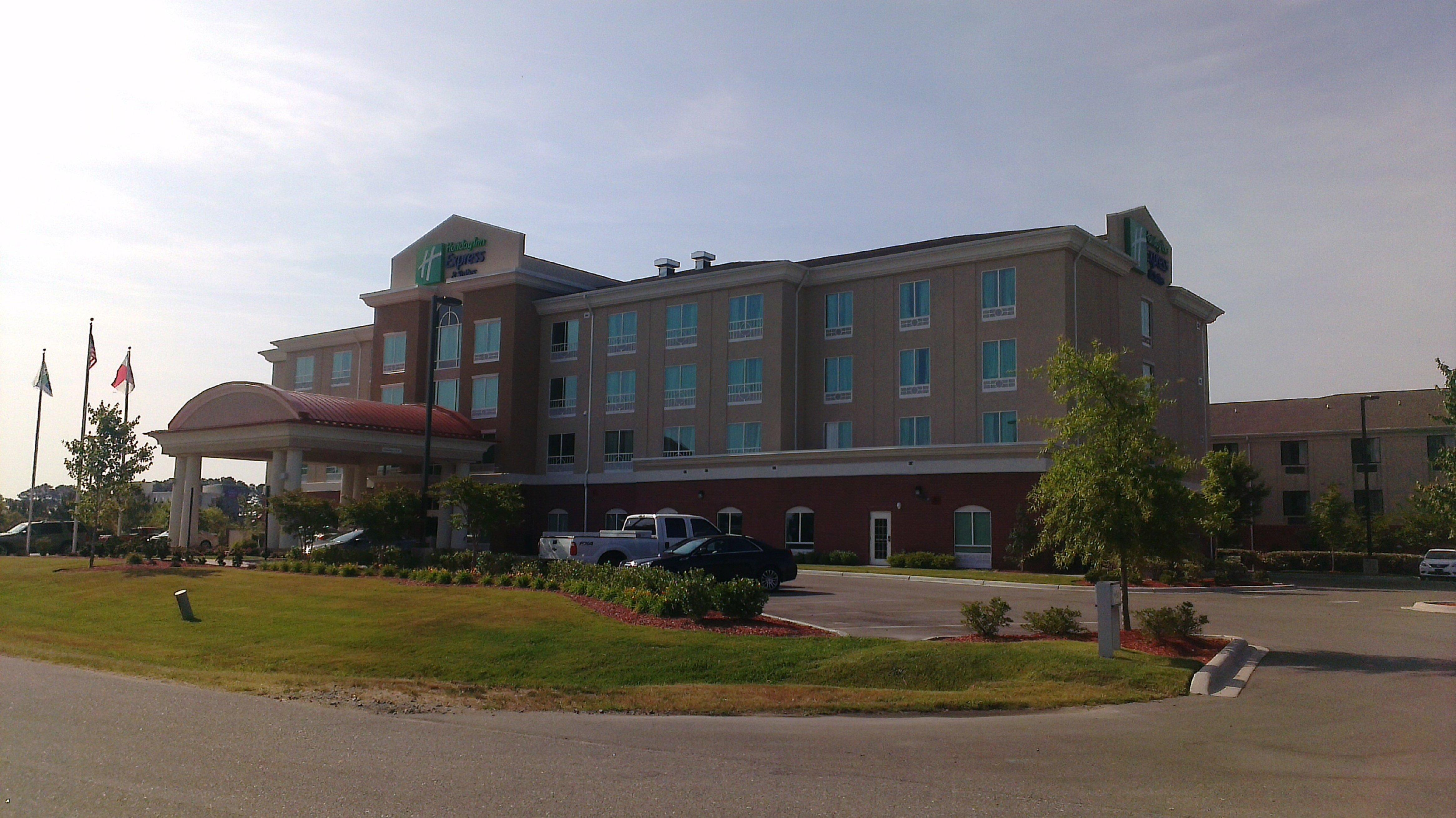 Holiday Inn Express & Suites - Smithfield/Selma By Ihg Eksteriør bilde