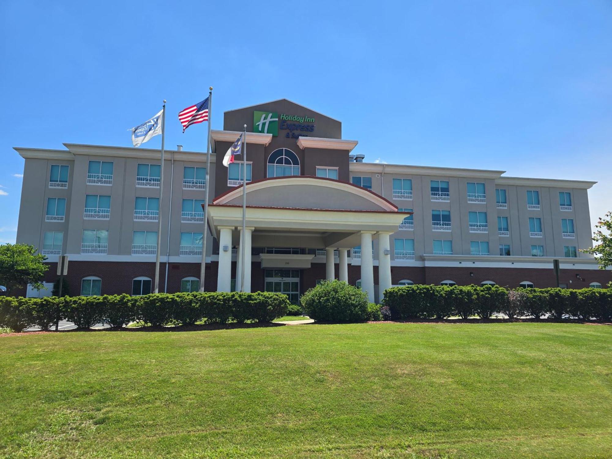 Holiday Inn Express & Suites - Smithfield/Selma By Ihg Eksteriør bilde