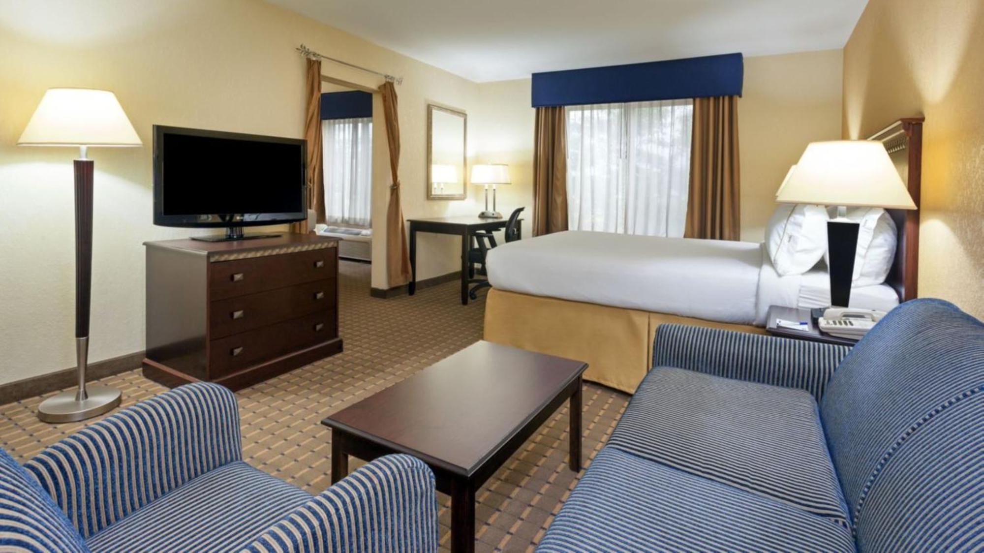 Holiday Inn Express & Suites - Smithfield/Selma By Ihg Eksteriør bilde